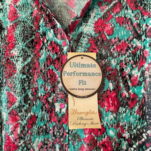 NWT Wrangler Women size Large Pink Blue Deadstock Shimmer Snakeskin Button Down - Picture 3 of 10